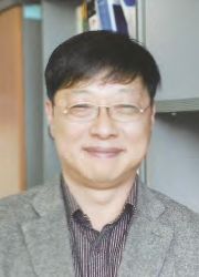 안성일 사진